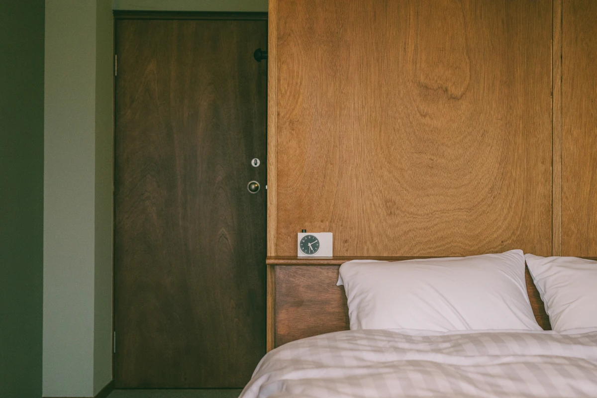 SINGLE Room